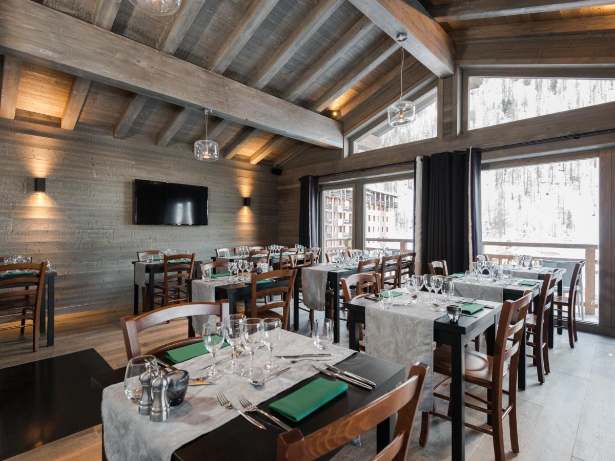 Hotel Victoria Lodge By Skinetworks Val-dʼIsère エクステリア 写真