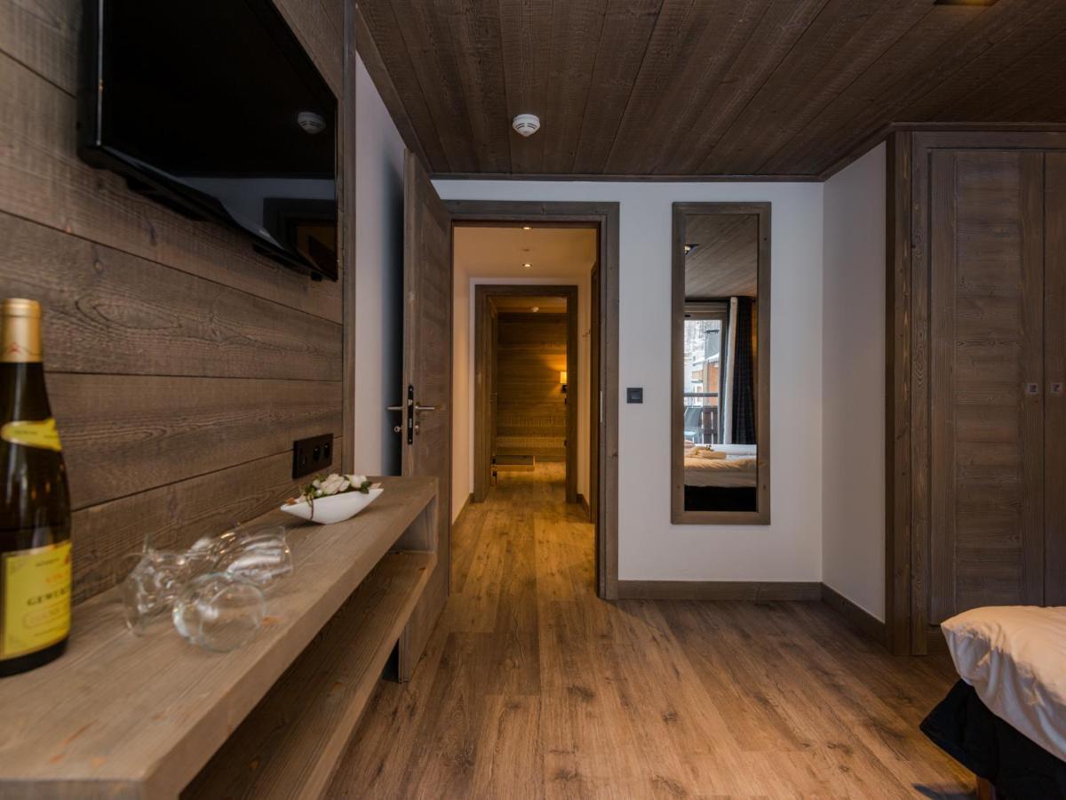 Hotel Victoria Lodge By Skinetworks Val-dʼIsère エクステリア 写真